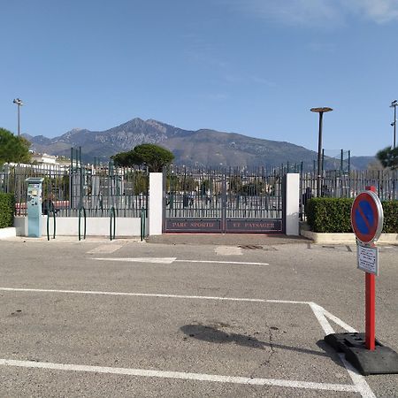 Menton Park Apartment Oda fotoğraf